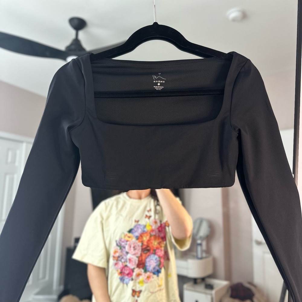 CSB freedom workout top